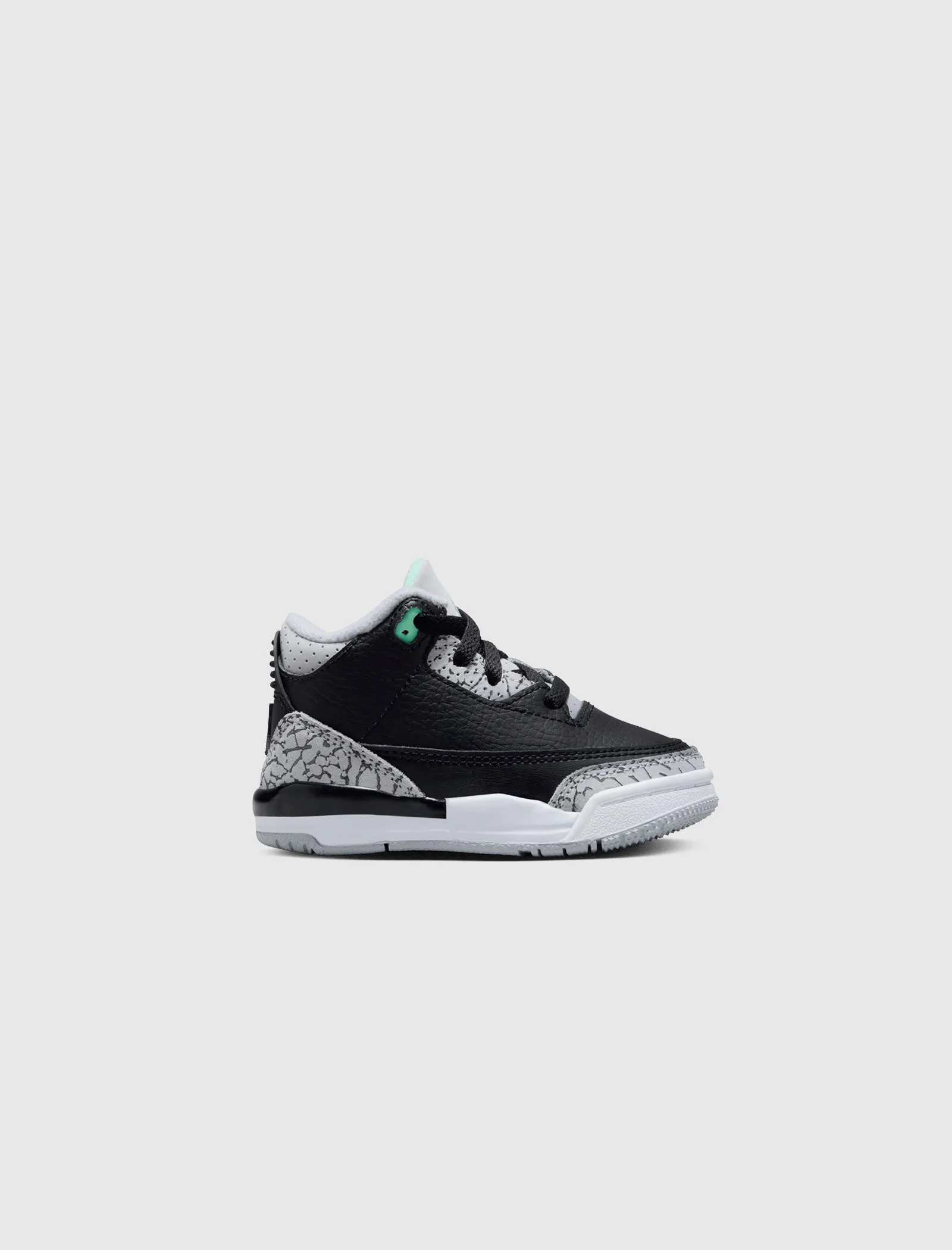 AIR JORDAN 3 RETRO BLACK/ GREEN GLOW TD