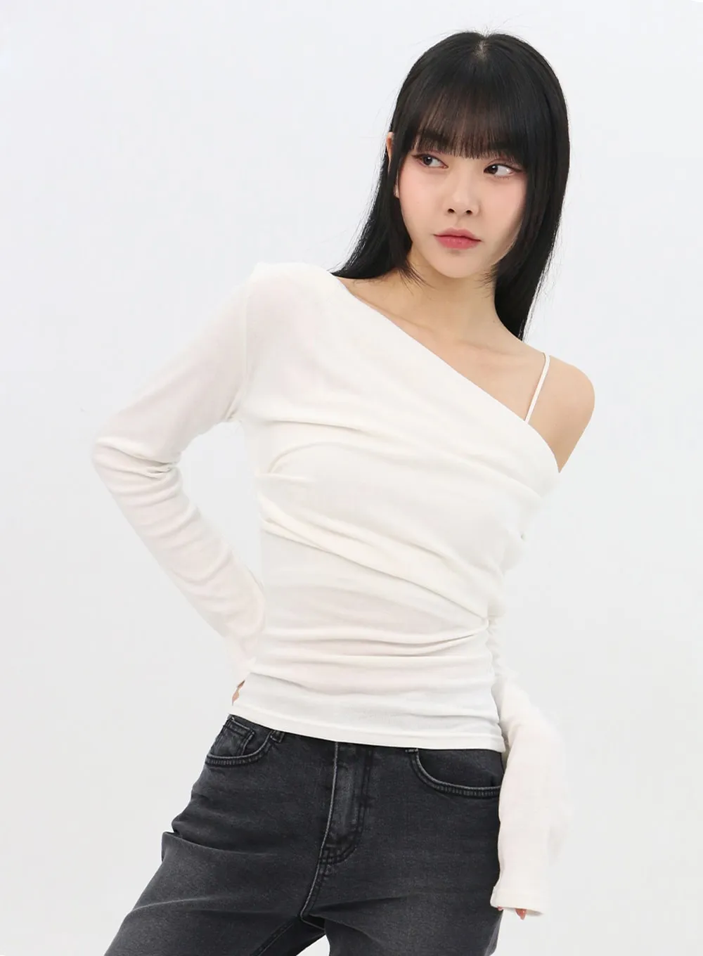 Asymmetrical Off-Shoulder Shirring Tee IN310