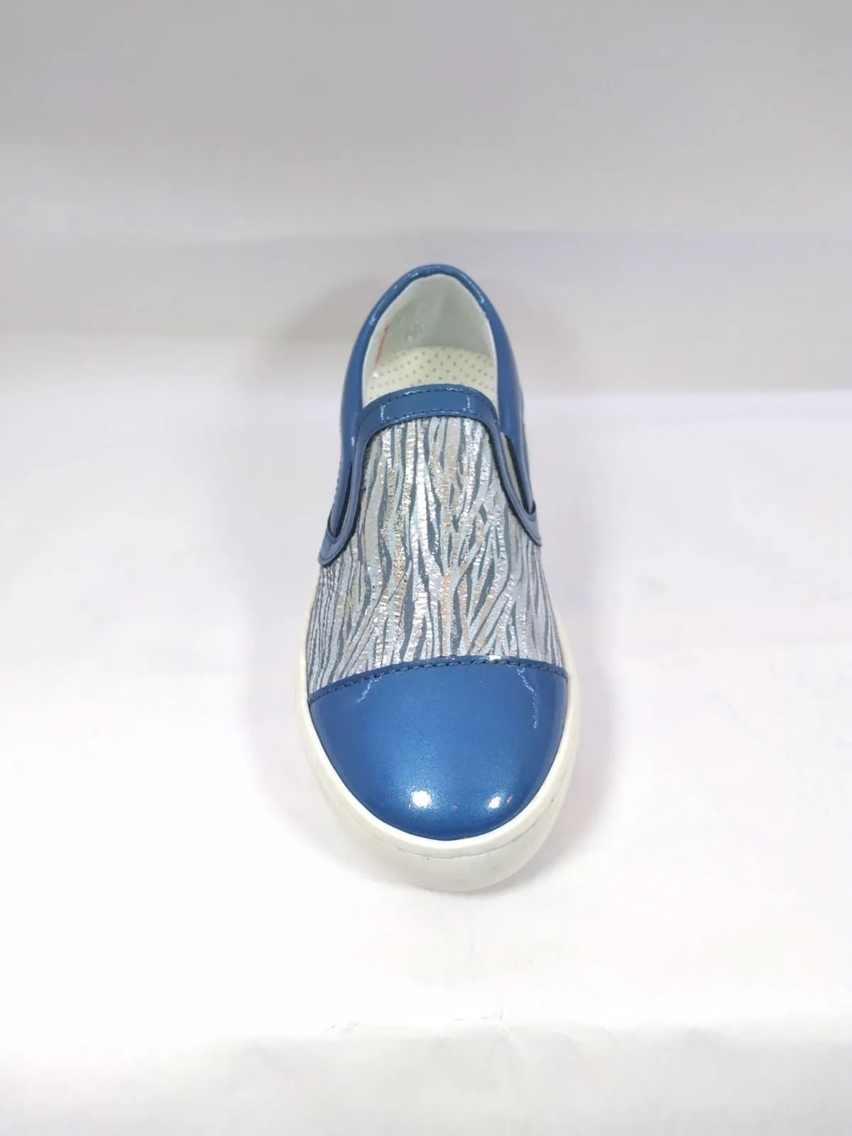 Beberlis Blue Patent Design Sneaker Shoe