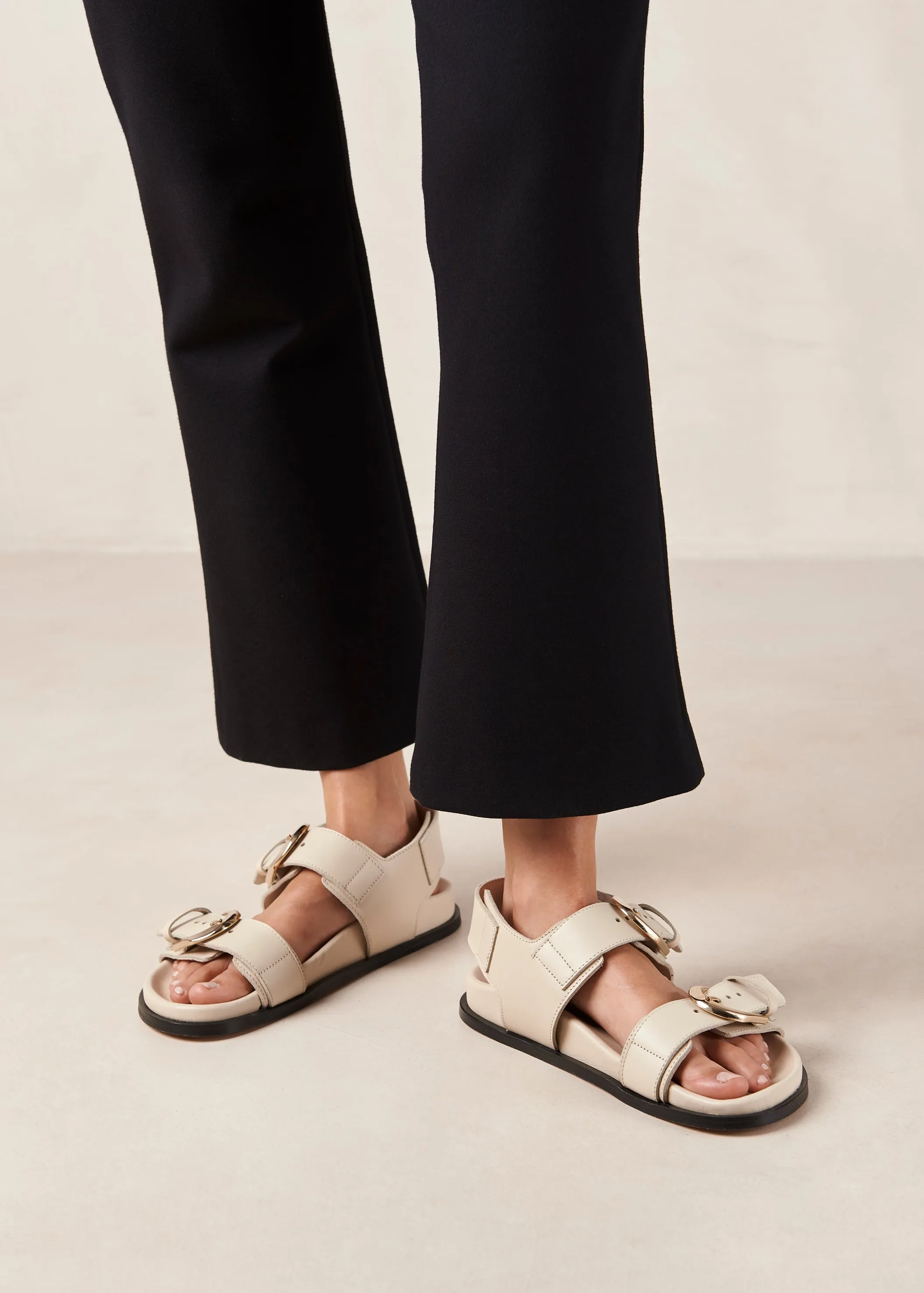 Leone Cream Leather Sandals