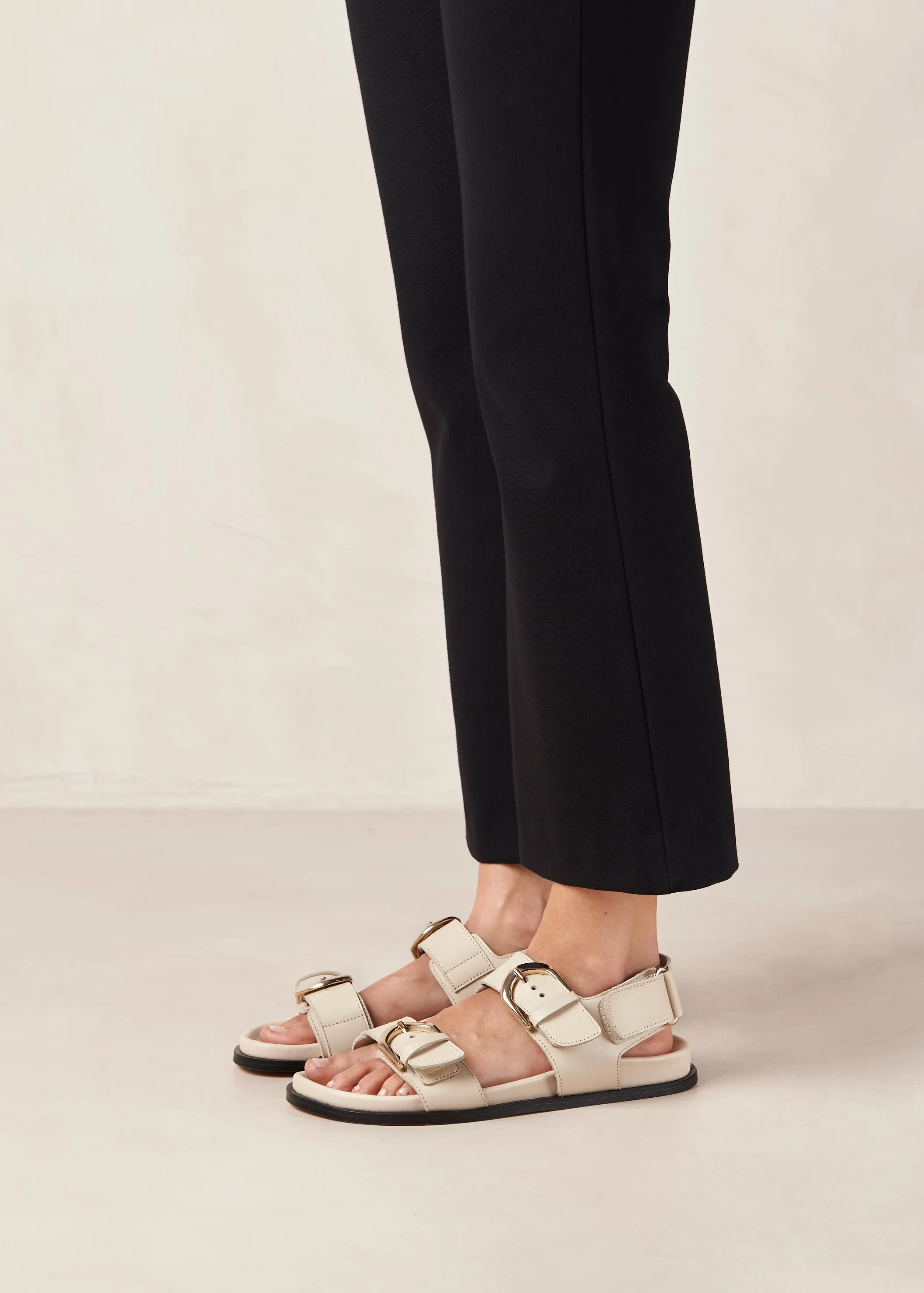 Leone Cream Leather Sandals