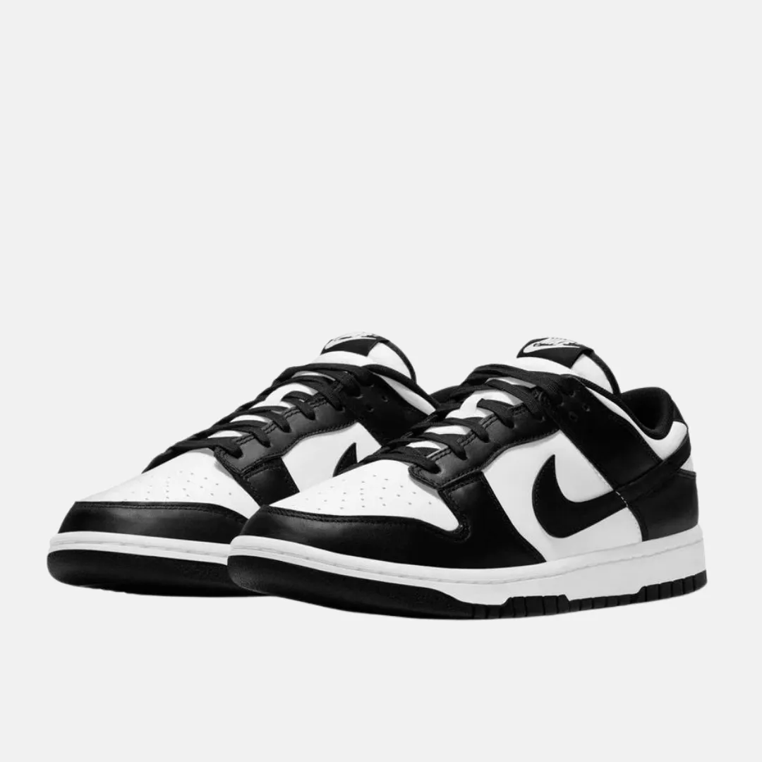 NIKE DUNK LOW - BLACK/WHITE