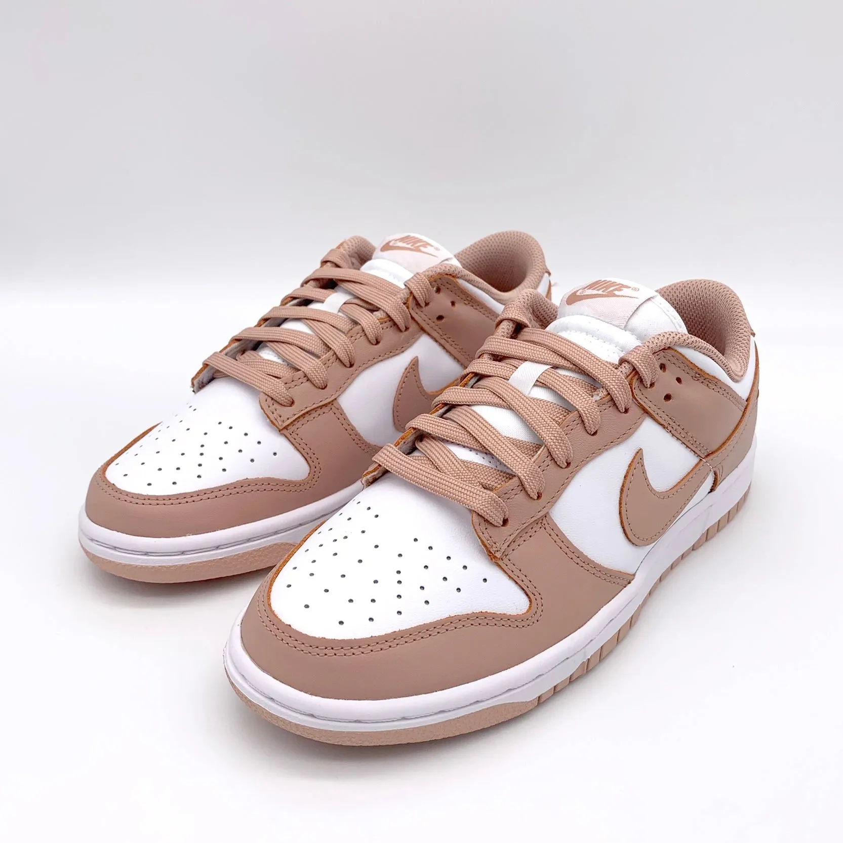 Nike Dunk Low Rose Whisper