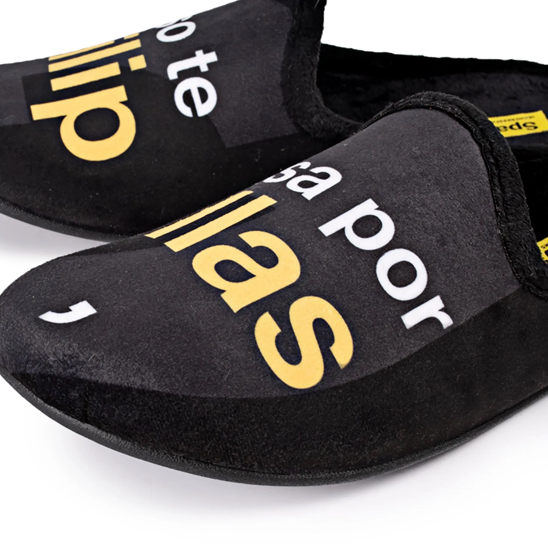 Slippers "Eso te pasa por gilipollas".